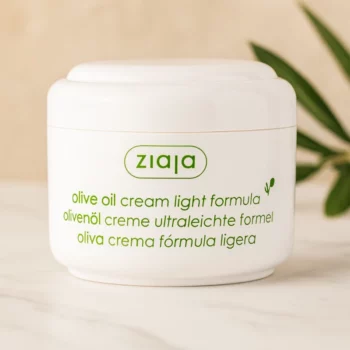 Lot de 3 (soit 3,45€ unité) : Pot de Crème Visage Légère pour Peaux Sèches à l'HUILE D'OLIVE - ZIAJA