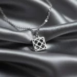Lot de 3 (1,50€ Pièce) : Collier Avec Pendentif Carré - Argenté