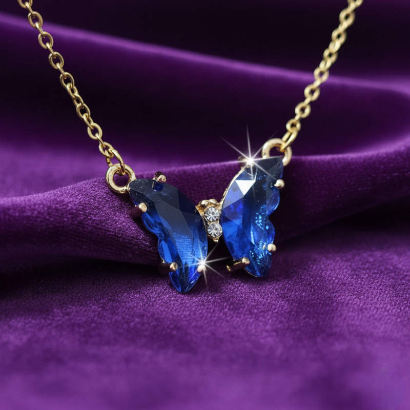grossiste en colier pas cher (11) Lot de 5 (2,20€ Pièce) : Collier Doré pendentif Papillon coloré – Image 1