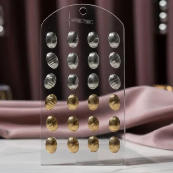 Présentoir de 24 (0,30€ Pièce) : Paires de Boucles d’Oreilles Ovales Striées – Sans Nickel – Image 5