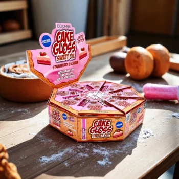 Présentoir de 24 (soit 0,88€ l'unité) : Gloss pour Lèvres CAKE SWEET OIL STRAMBERRY & CREAM – D'Donna – Image 3