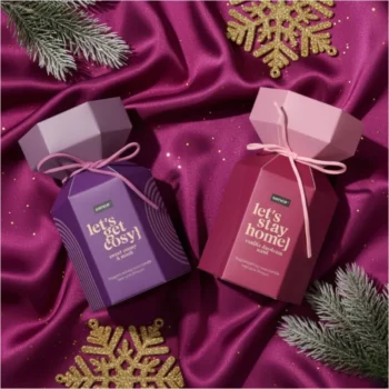 Lot de 6 (soit 4,70€ Pièce) : Bougies Parfumées 150 g – Cozy Escape (2 modèles assortis)