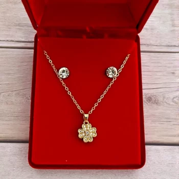 Coffrets Collier et Boucles d'oreilles - Trèffle & Doré et Strass – Image 2