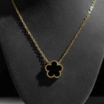 ✨Collier Doré Pendentif "Fleur Noire" Solitaire💎Acier Inoxydable de Haute Qualité