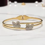✨Bracelet Jonc Fin Doré "Cygnes Étincelants"💎Acier Inoxydable de Haute Qualité
