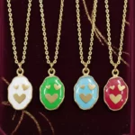 Lot de 4 (2,50€ Pièce) : ✨Collier Doré, Acier Inoxydable de Qualité Prémium - Éclat & Couleurs Vibrantes!✨