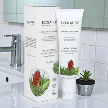 Lot de 6 (7,80€ Pièce) Assortiment – Pack Trio Visage Éclat Biologiques – Ecolatier Bio Green – Image 4