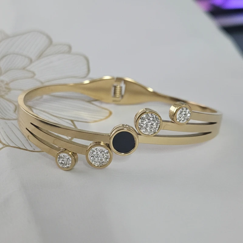 grossiste en bracelet en acier inoxydable (1) Bracelet Rigide en Acier Inoxydable – Collection Haute Finition – Image 1