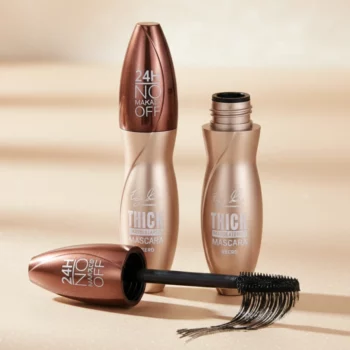 Mascara effet "faux cils" naturel - Waterproof 24H – Easy Paris Cosmetics