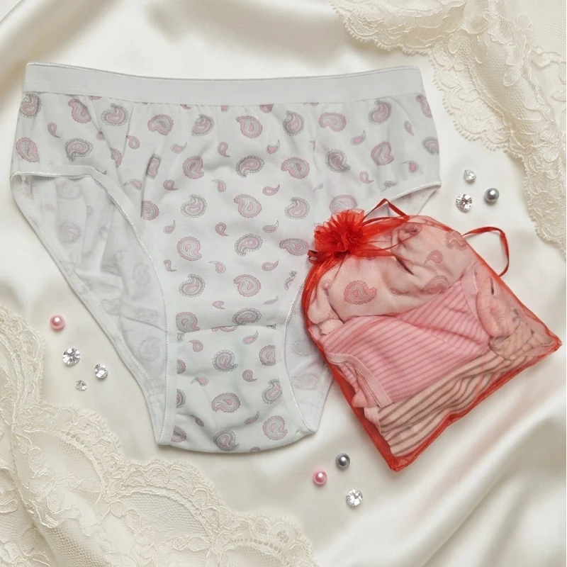 grossiste en culotte femme pas cher a petit poids (5) (1,30€ La Culotte) 🎁 Coffret Trio Passion : 3 Culottes 100% Coton en Pochette Cadeau – Image 1