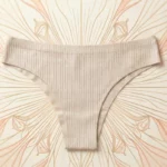 Lot de 4 (soit 0,70€ unité) : Tangas Taupe Clair "Pink Intimo" – Confort Sans Couture & Effet Côtelé