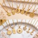 Mélange de 10 ( 1,90€ Pièce) Collier avec Pendentif Doré en Acier inoxydable de haute qualité