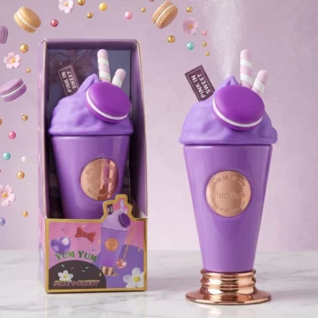 💜 Brume Corporelle Yum Yum "Pink In Sweet" – Parfum Bonbon Violet Intense & Flacon Design ! 🍬✨ – Image 2
