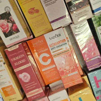 🌟 Lot Mystère Déstockage : 6 Sérums Visage pour une Peau Radieuse ! 💆♀️✨ – Image 3