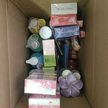 🎁 Grand Lot Surprise Déstockage – Parfums, Soins & Savons (30 Pièces) – Image 2