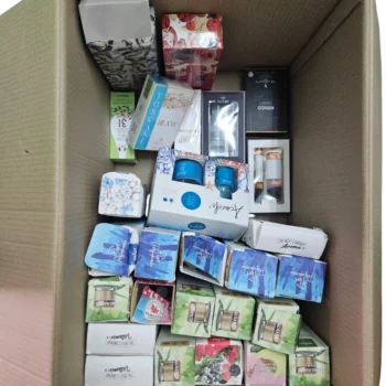 📦 Lot Mystère Déstockage de 28 Diffuseurs Mikado, Parfums & Encens (Packaging Abîmé) – Image 2