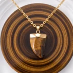 Collier Avec Pendentif Dent Choco